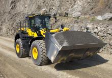 Wielladers Komatsu WA480-8E0