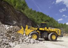 Wielladers Komatsu WA600-8E0