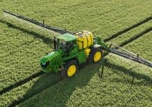 Zelfrijdende veldspuiten John Deere R4050i