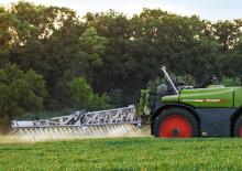 Zelfrijdende veldspuiten Fendt Rogator 645