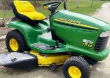 Zitmaaiers en Tuin tractoren John Deere LT155